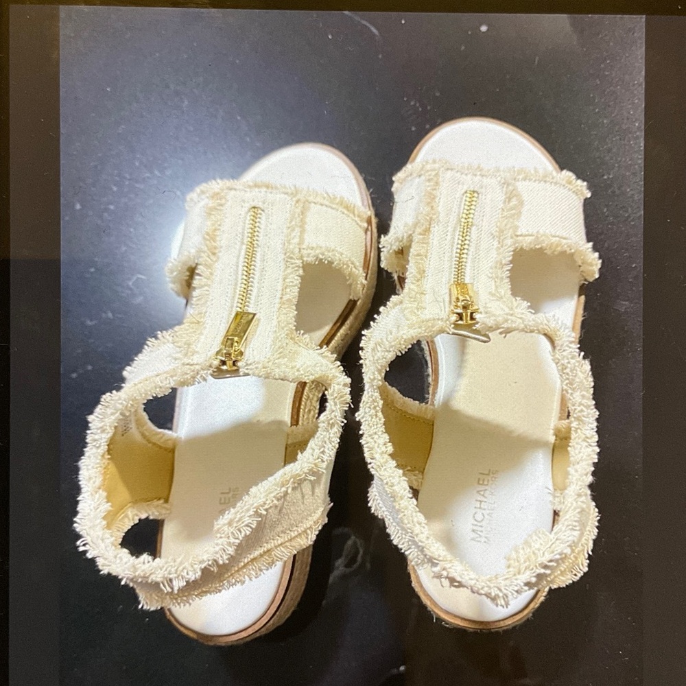 Michael Kors Kids Beige Sandals with Gold Zipper